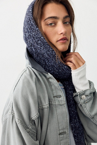 Cloud Cable Bonnet Hood