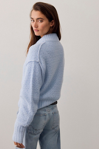 Женский свитер Free People Tucked Henley Pullover, цвет: Синий комбинированный — фото 3
