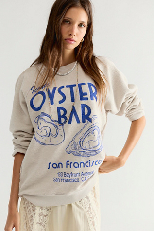 Oyster Bar Crewneck