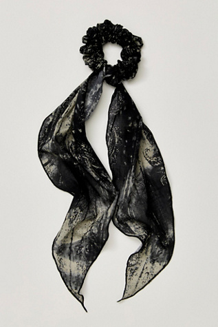Amber Pony Scarf