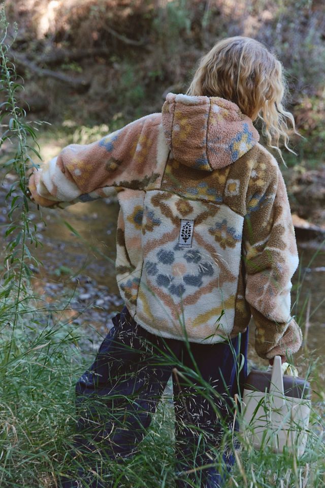 Free Flow Printed Fleece #1