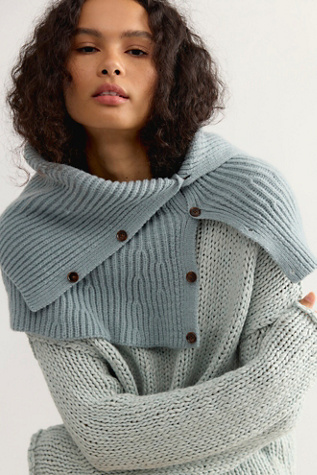 Snood à boutons Sunday