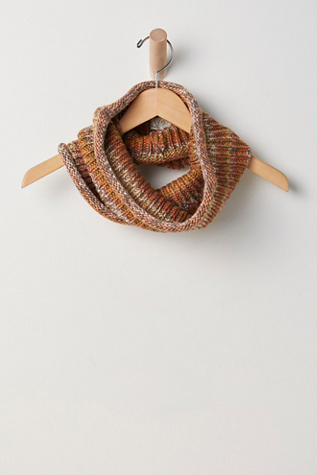 Женский шарф Free People Space Dye Snood, цвет: Grand Canyon — фото 3
