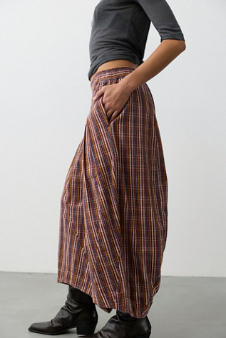 Misty Haze Low-Rise Pull-On Crop Pants