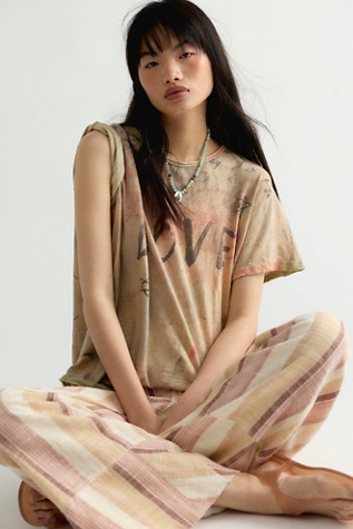 Magnolia Pearl Tee at Free People in For The Love Of Stars