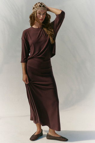 Good Feels Maple Midi Dress