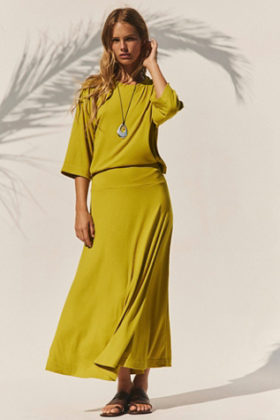 Good Feels Maple Midi Dress