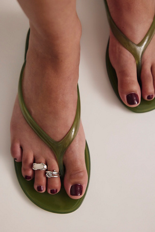 Tiny Treasure Toe Ring
