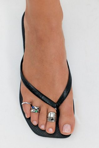 Celeste Toe Ring