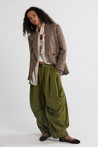 Женские брюки Free People Bring Forth Pleated, цвет: Ferngully — фото 2