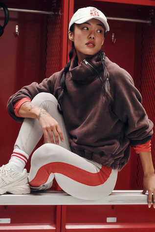 Game Point Funnel Neck
