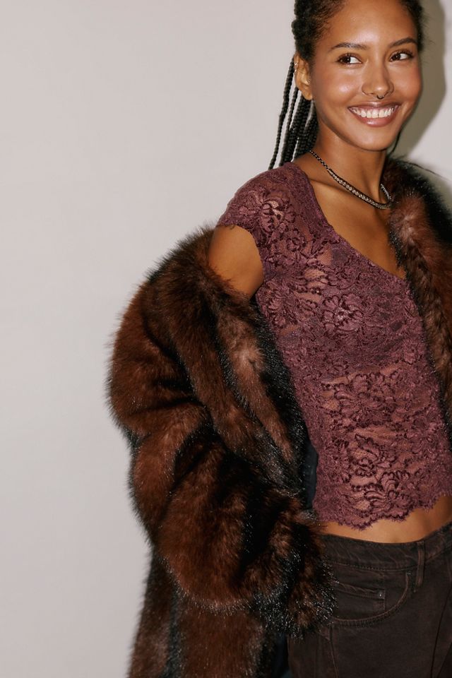 T-shirt en dentelle Raising Eyebrows #2