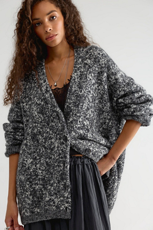 Leo Oversized Cardi