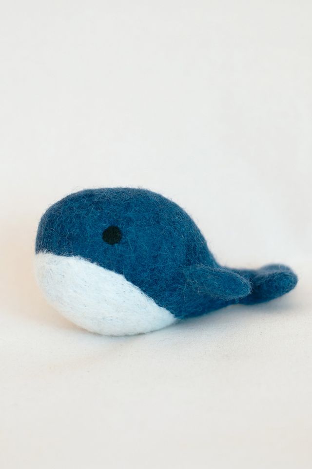 MODERNBEAST Whale Wool Dog Toy #1