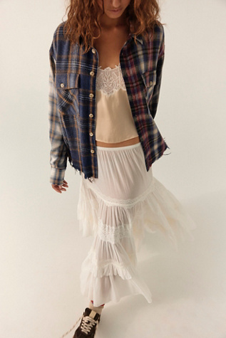 Женская рубашка The Tales Cut Off Patchwork Check Button Down Shirt, цвет: Синий комбинированный — фото 3