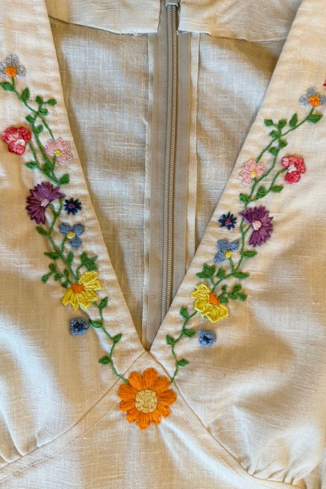 1970s Cream Embroidered Floral Sundress Selected by Two Vintage Twins #3