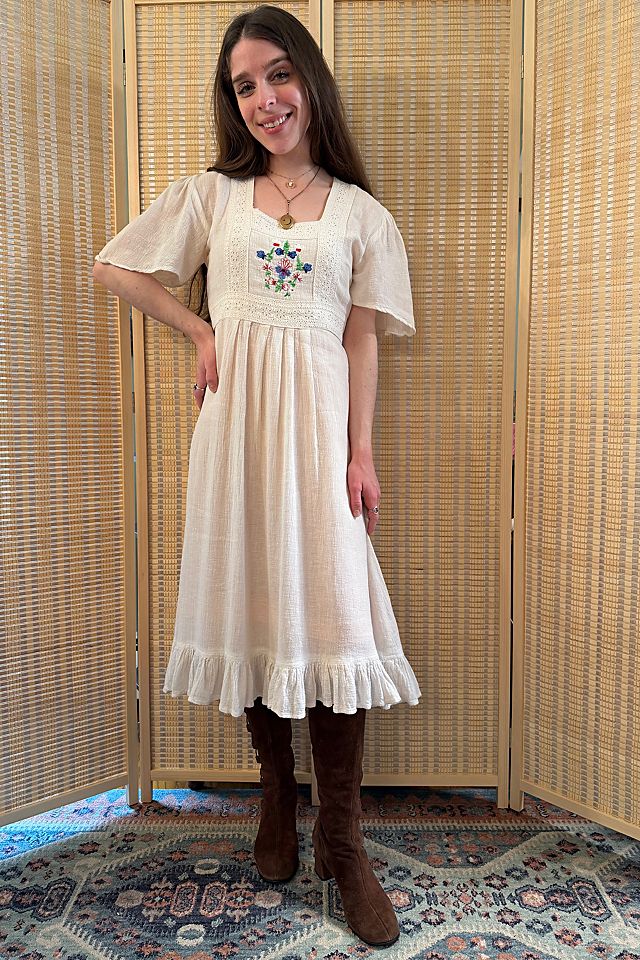 boho dress vintage Silk Maxi Lace-up Front, Style This earthy Vintage Boho Dress A