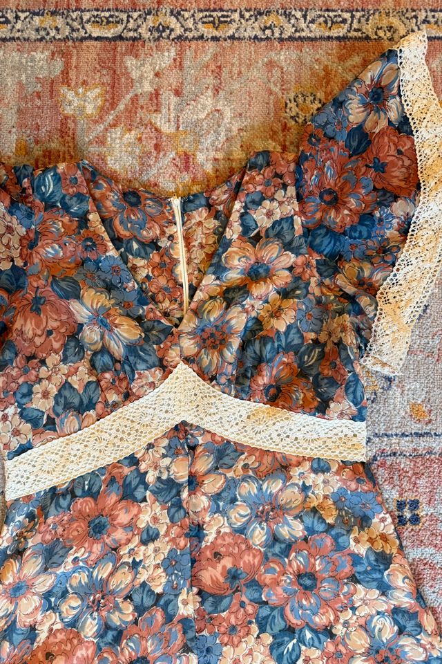 1970s Lace Floral Flutter Sleeve Empire Waist Maxi Dress Selected by Two Vintage Twins #3