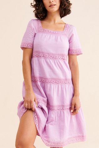 Hosbjerg Shirley Tiered Lace Dress