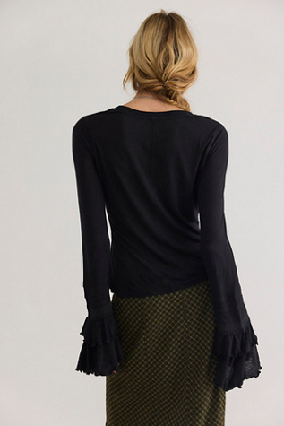 Женский топ Free People Elisa Long Sleeve Top, цвет: Чёрный — фото 2