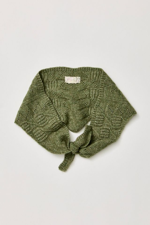 Cozy Cable Triangle Scarf #1