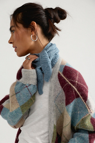 Cozy Cable Triangle Scarf