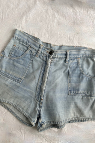 Vintage 1970s Light Wash Denim Shorts Selected by Grievous Angel Vintage