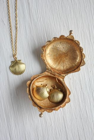 Vintage Gold Tone Shell Locket Compact Ring Dish Selected By Moons + Junes Vintage