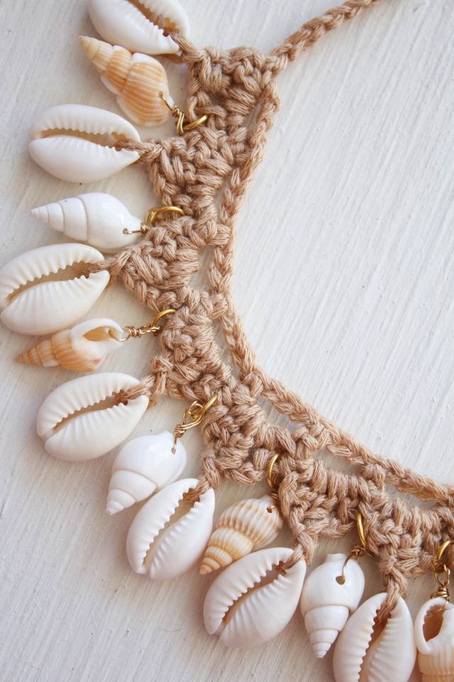 Hawaiian Shell Crochet Choker Selected By Moons + Junes Vintage #1