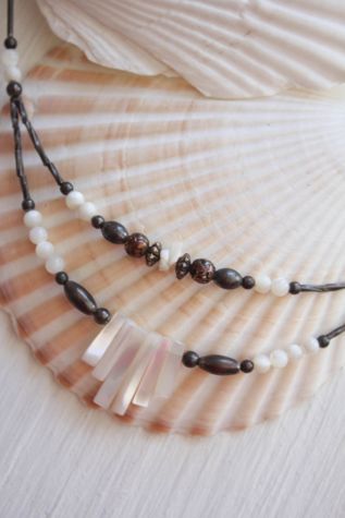 Vintage Southwestern Mother of Pearl Silver Beaded Necklace Selected By Moons + Junes Vintage