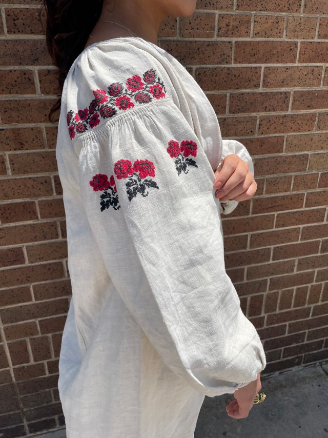 Vintage Embroidered Floral Linen Tunic Selected by FernMercantile #1