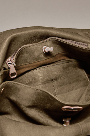 Женская сумка We The Free Baby Parker Suede Tote, цвет: Оливковый — фото 4