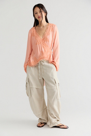 Женский топ Nigel Preston Wrap Around Me Top, цвет: Абрикосовый — фото 3