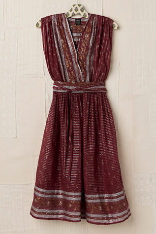 FP MART: Vintage Sleeveless Elastic Waist Dress