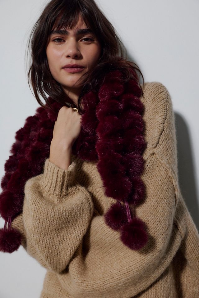 Kiss Kiss Pom Scarf #3