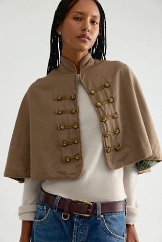 Billie Band Cape