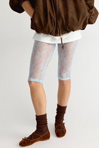 Romy Lace Capri
