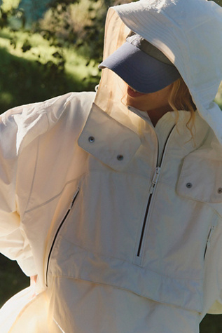 Singin' In The Rain Packable Waterproof Pullover