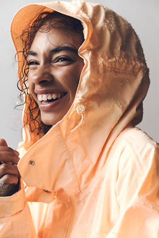 Singin' In The Rain Packable Waterproof Pullover
