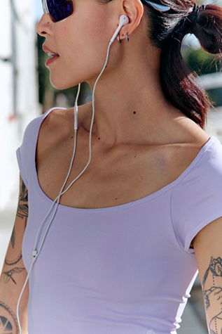 Good Karma Scoop Tee