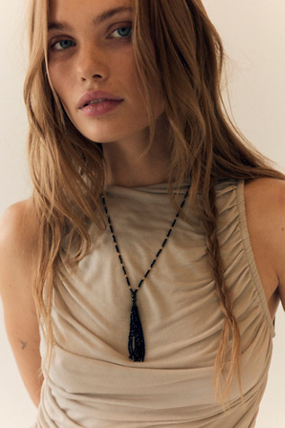 Женское колье Free People Sola Beaded Tassel, цвет: Чёрный — фото 2