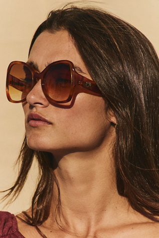We The Stars Cleopatra's Gaze Sunglasses