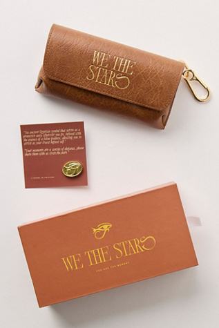 Женские солнцезащитные очки We The Stars Pyramid Prism Sunglasses, цвет: Мох — фото 5