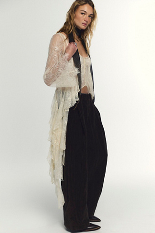 Женская блузка Nigel Preston Floating Angel Long Sleeve Blouse, цвет: Кремовый