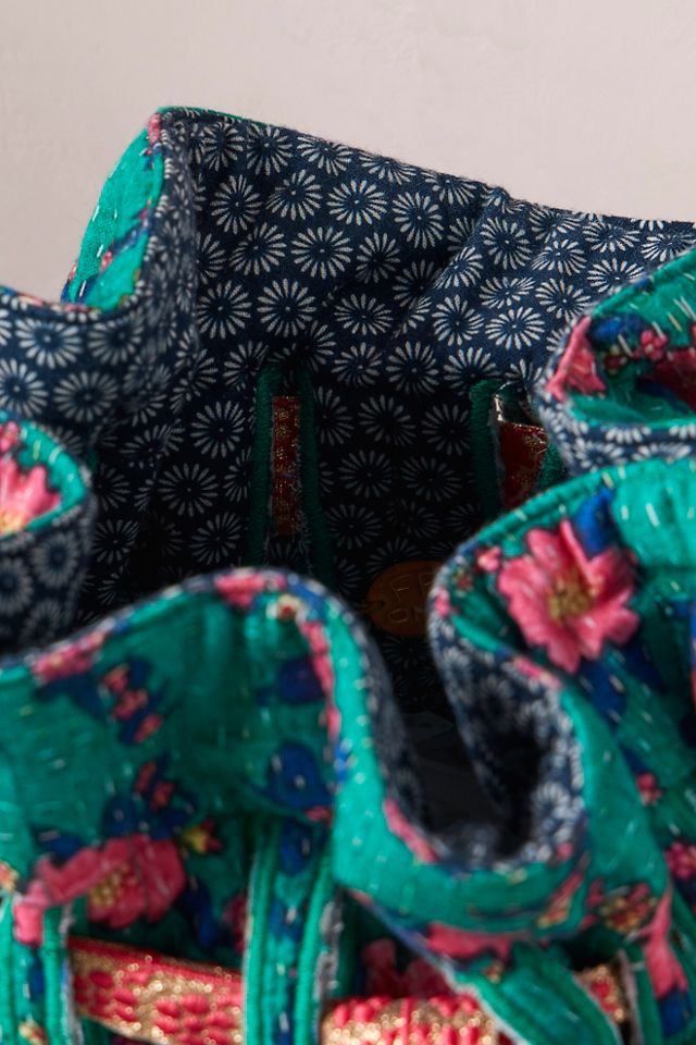 Tassel Tidings Gift Sack #2