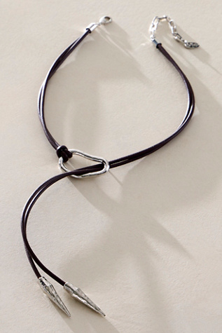 Lillith Lariat Necklace