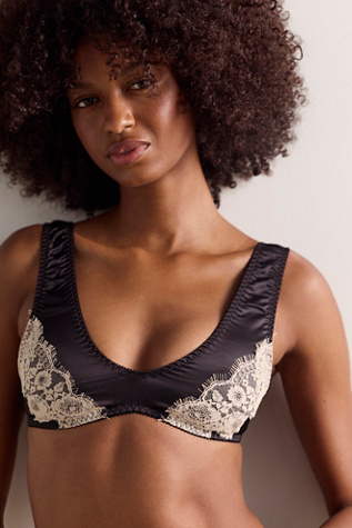 Petals and Parchment Scoop Neck Bralette