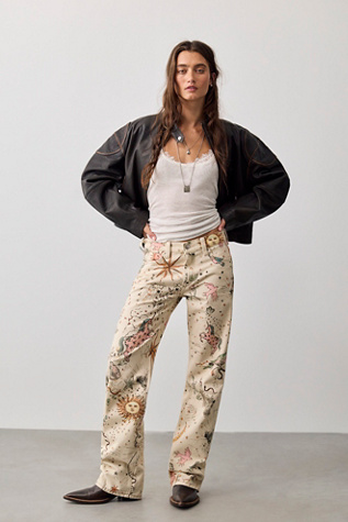 Женские джинсы We The Free Luna Printed Mid-Rise Straight, цвет: Пудрово-розовый комбинированный — фото 2