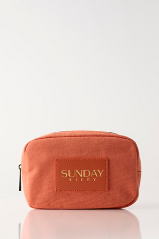 Sunday Riley A.M. Weekend Getaway Travel-Size Morning Routine, цвет: Am Weekend Getaway Kit — фото 4