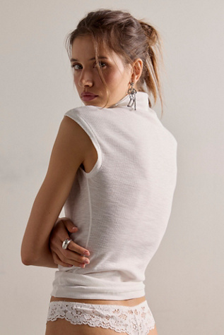 Женская футболка Intimately Keeping It Light Ribbed Muscle, цвет: Слоновая кость — фото 2